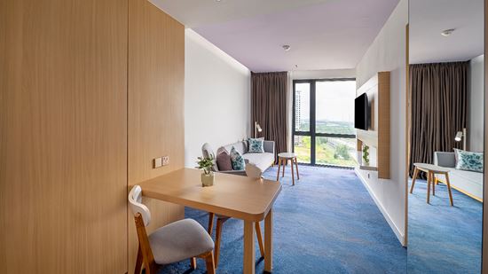 Junior Suite Lake View - Living Area