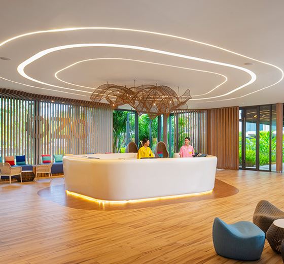 Perkhidmatan - OZO Phuket